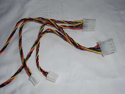 �t���̓����d���P�[�u���̉摜