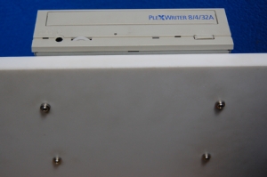 PX-W8432T���R�[���A���{�[�h�ɒ�t�����l�q